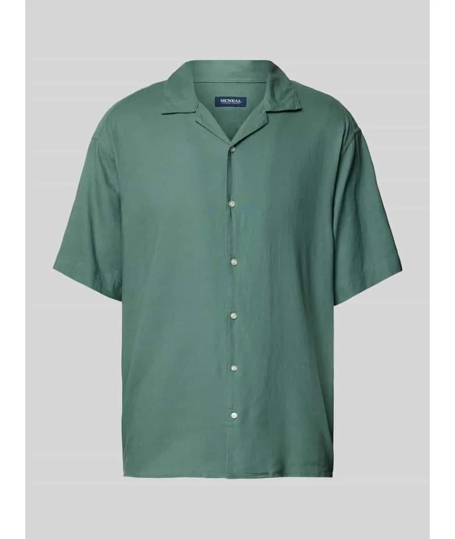 obrazek 1 Koszula casualowa o kroju tailored fit z kołnierzem z połami