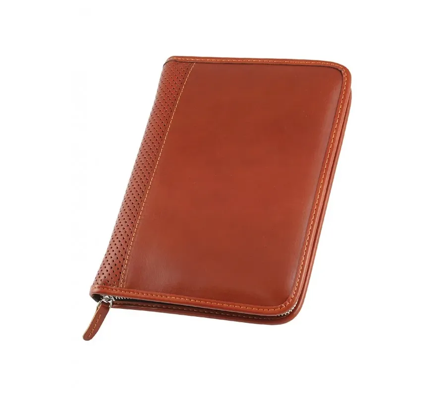 obrazek 5 Wykonany we Włoszech skórzany organizer z planerem i kalendarzem - cm 17x24