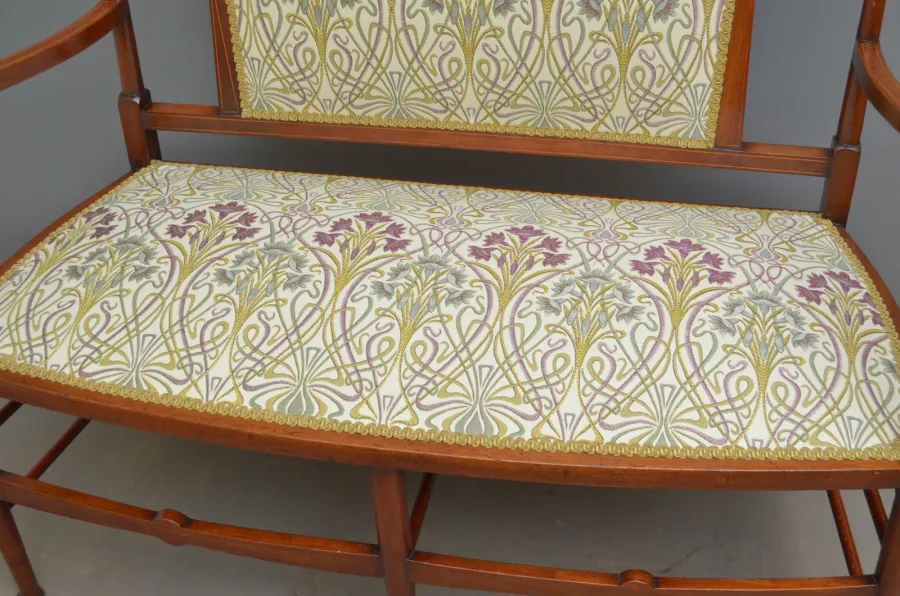 obrazek 7 Stylowa sofa w stylu secesyjnym, o profilowanej i inkrustowanej górnej poręczy,