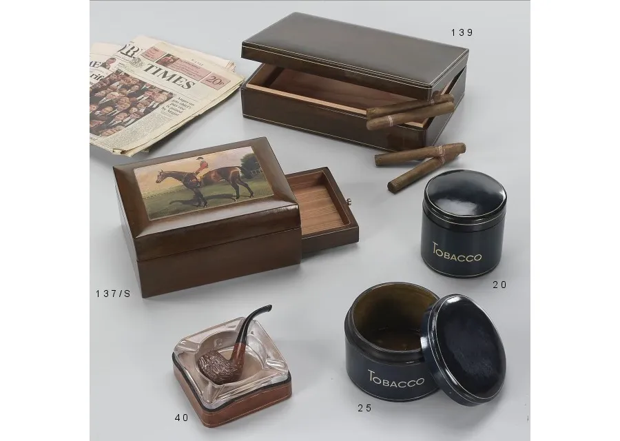 picture 1 Italian cigar boxes