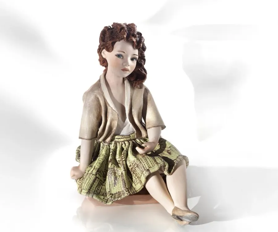 obrazek 1 Porcelanowa figurka dziewczynki - edycja limitowana - Sibania