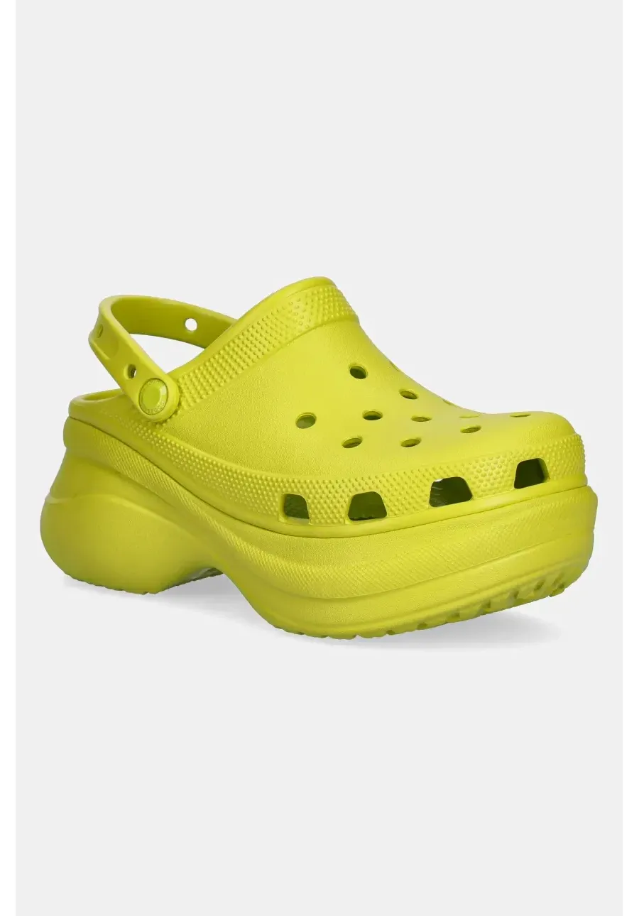 obrazek 1 Crocs klapki Classic Bae Clog W damskie kolor zielony na platformie 206302.312