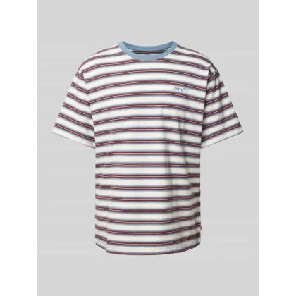 Zdjęcie T-shirt z wyhaftowanym logo