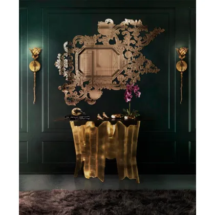 Picture A stunning table for the hall