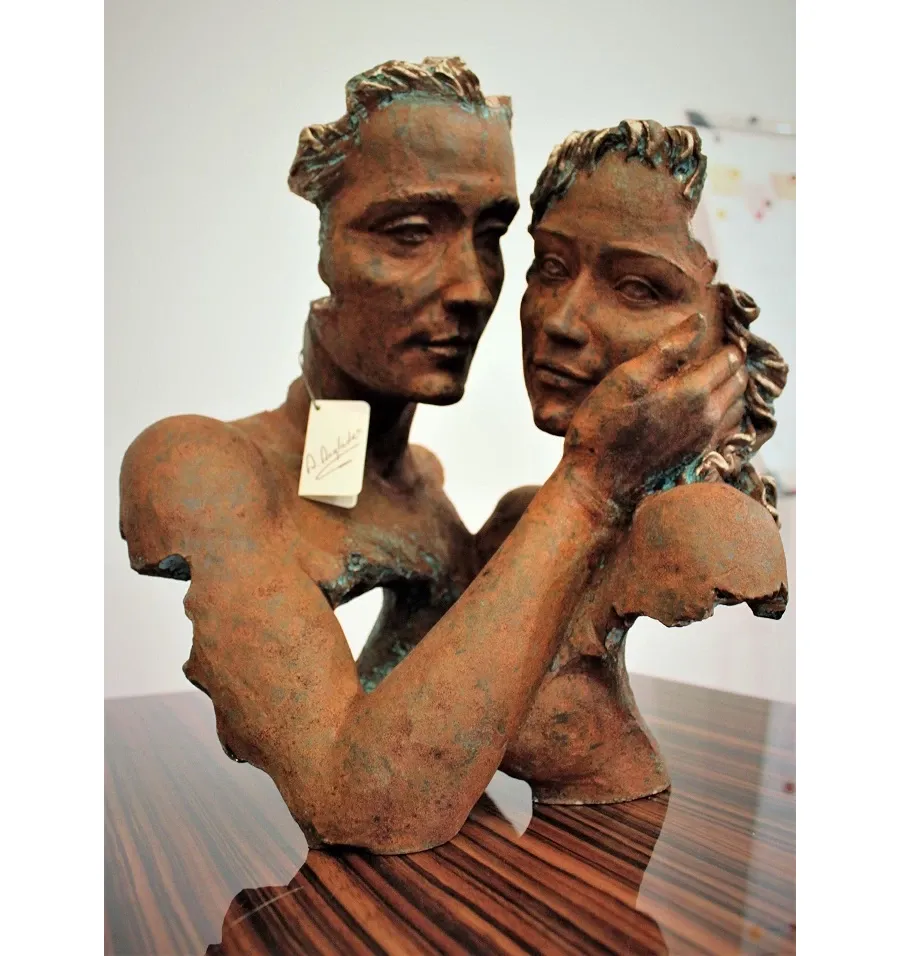obrazek 1 Piękna statuetka kobiety i mężczyzny