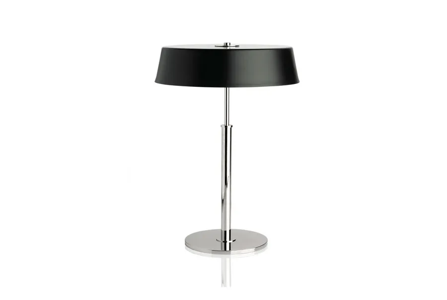 obrazek 1 Nieszablonowa lampa stołowa z mosiądzu z kolekcji ERMES