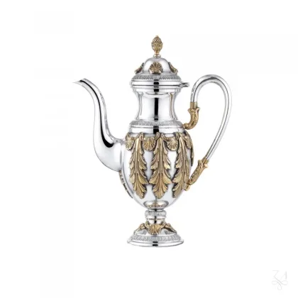 Zdjęcie Piękny srebrny dzban na olej zdobiony roślinnym ornamentem - Zaramella Argenti