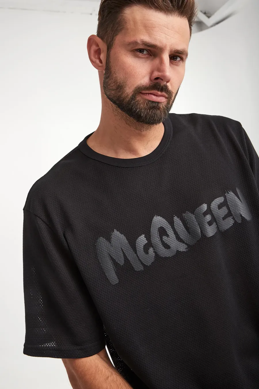 obrazek 1 T-shirt męski z siatki ALEXANDER MCQUEEN Alexander McQueen