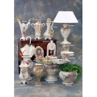 Zdjęcie Gustowny ceramiczny stojak na parasolki
