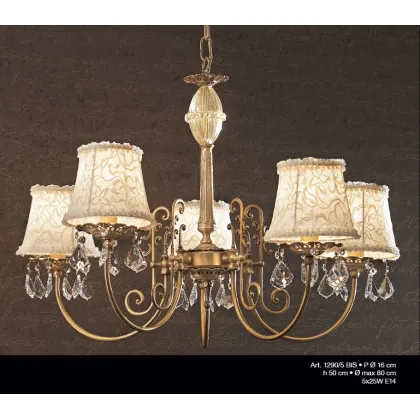 Zdjęcie Stylowy żyrandol z haftowanymi stożkowymi abażurami - Il Paralume Marina