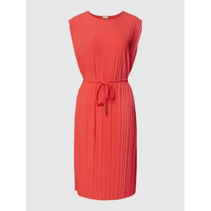 Zdjęcie Sukienka o długości do kolan z plisami