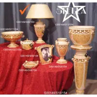 Picture A charming ceramic lamp with Swarovski crystals