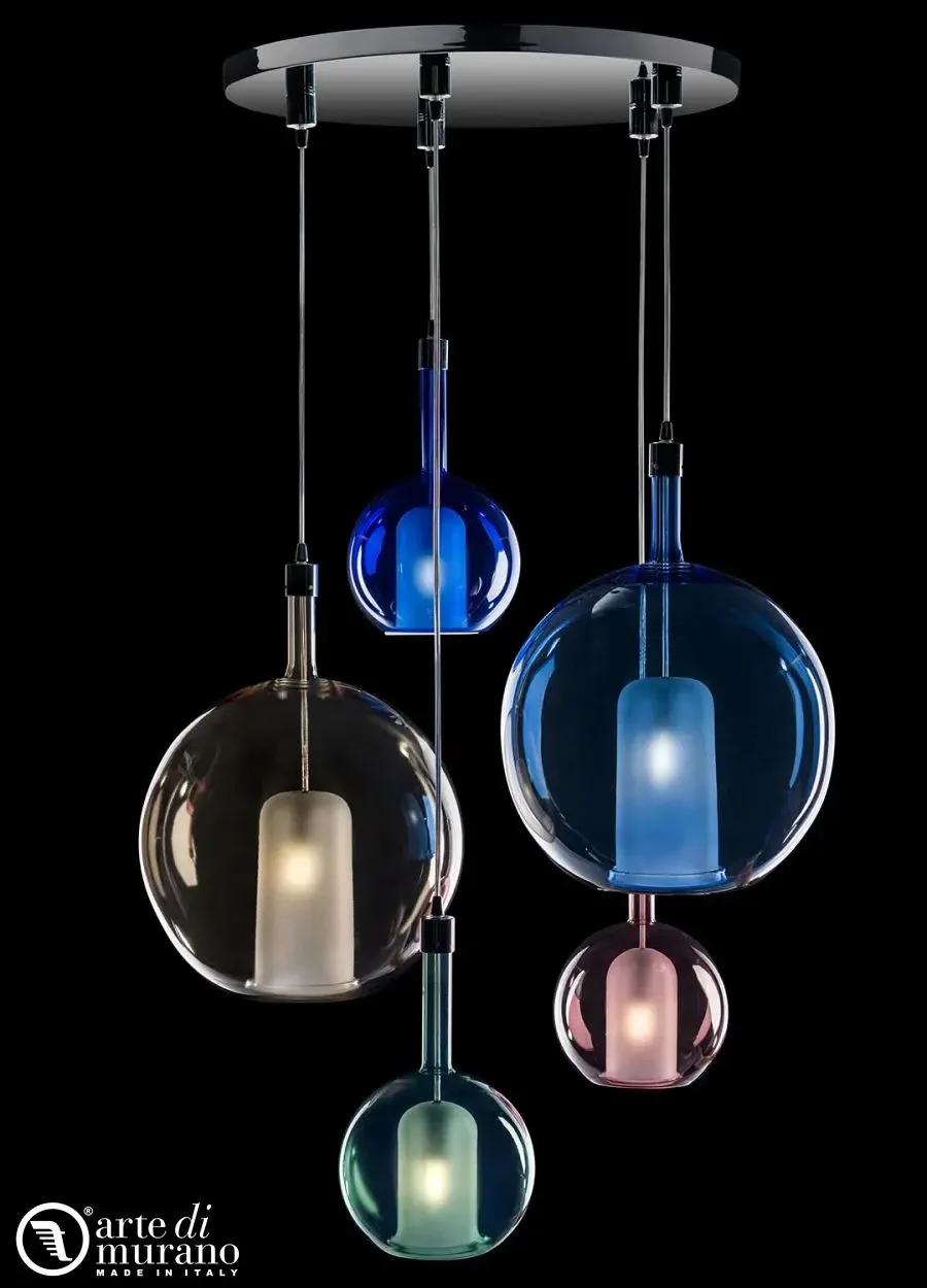 obrazek 1 Urokliwa lampa wisząca z pięcioma mieszanymi światłami ze szkła Murano