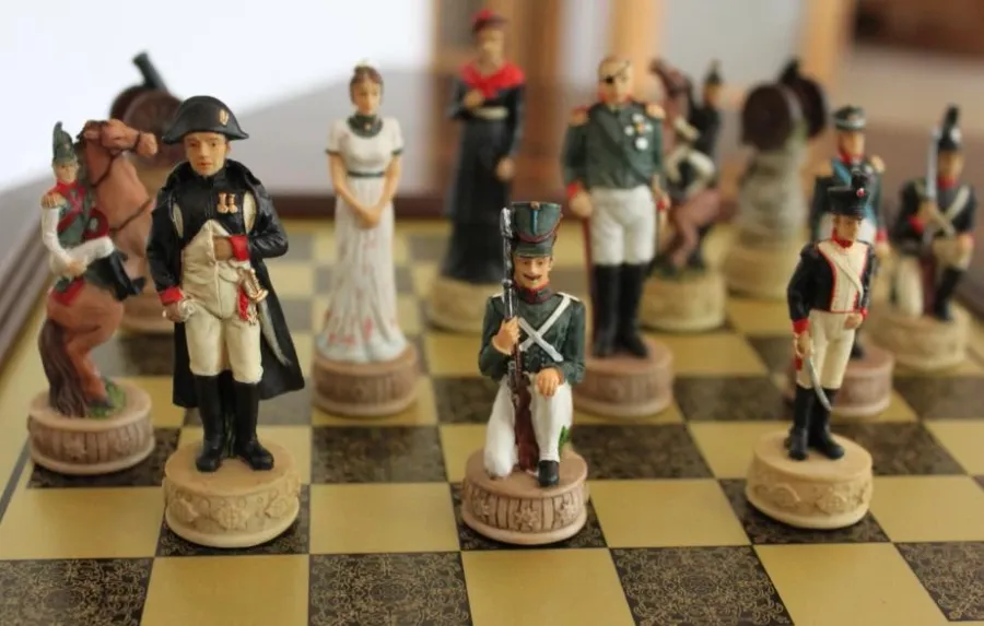 picture 2 Luxurious, painted chess set Napoleon in Russia