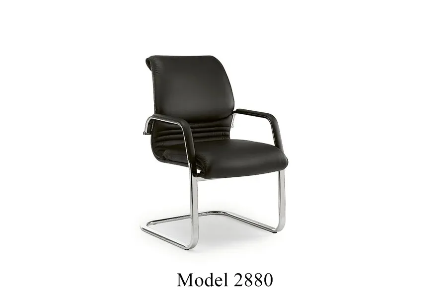 picture 2 Armchair leather in Elegance black