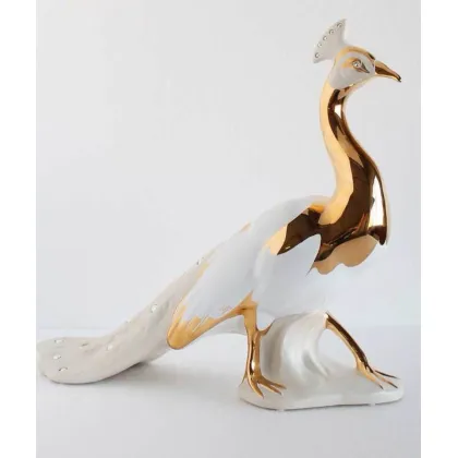 Picture Luxurious peacock made of ceramics