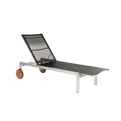 Zdjęcie Oryginalny leżak na kółkach Batyline – Adamas do ogrodu