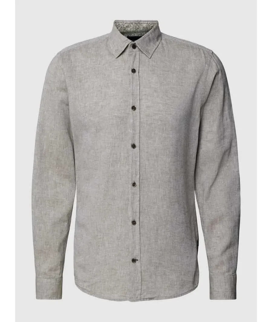 obrazek 1 Koszula casualowa o kroju slim fit z kołnierzykiem typu kent model ‘Hanson’