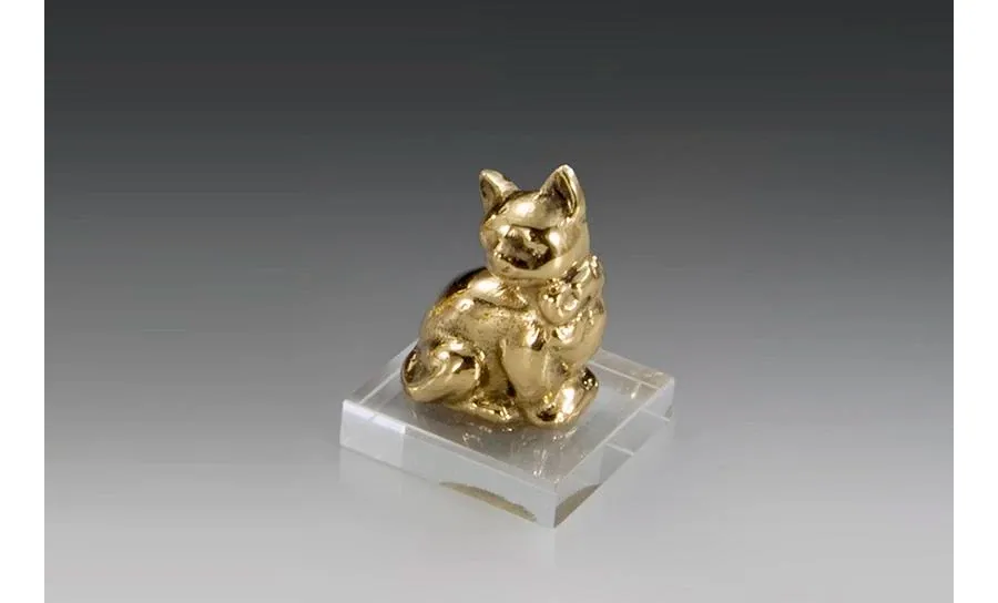 obrazek 1 Figurka kota z brązu