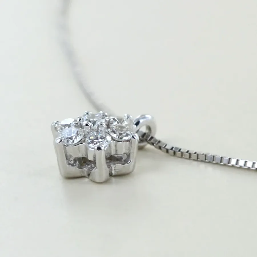 obrazek 5 Stylowy naszyjnik z wisiorkiem Diamond Star