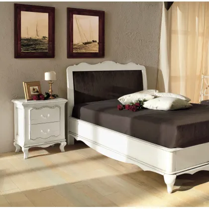 Zdjęcie Ekskluzywne łóżko z tapicerowanym zagłówkiem - Interiors Italia