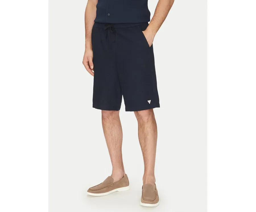 obrazek 1 Guess Szorty materiałowe F5GD00 WH4J0 Granatowy Regular Fit