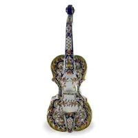 Zdjęcie Ceramiczna antyczna dekoracja skrzypcowa Rouen z XIX wieku