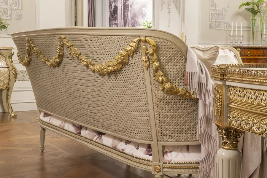 obrazek 2 Wyjątkowa włoska sofa w komplecie z 6-cioma poduszkami