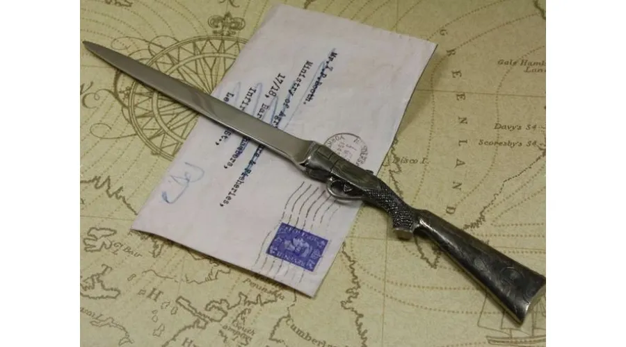 obrazek 4 Wyjątkowy nożyk do papieru z uchwytem w kształcie strzelby oraz grawerowaniem