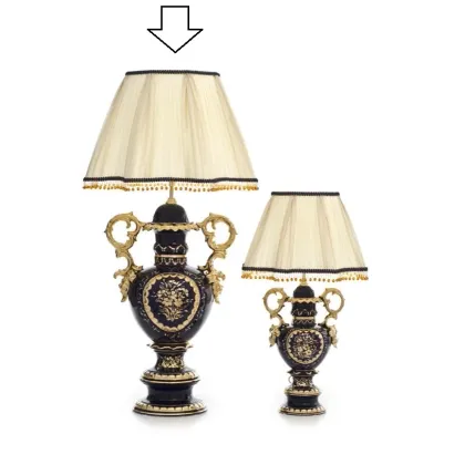 Picture Stylish ceramic lamp in baroque style with a jug-shaped base - Ceramiche ML