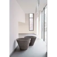 Picture A unique clay pot for the garden - Atelier Vierkant