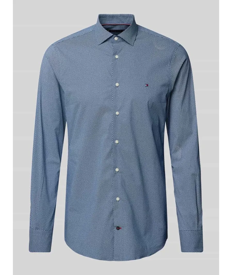 obrazek 1 Koszula biznesowa o kroju slim fit z kołnierzykiem typu kent model ‘Parker’