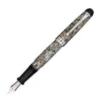 Picture Stylish fountain pen from the limited Ottantotto - Aurora series