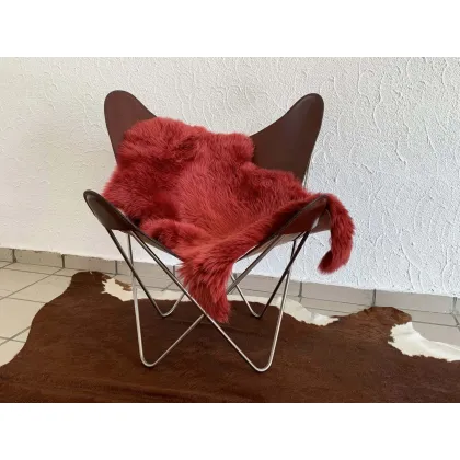 Zdjęcie Stylowy dywan skórzany do nowoczesnych wnętrz