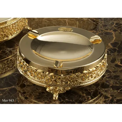Picture Fantastic ashtray in gilded bronze