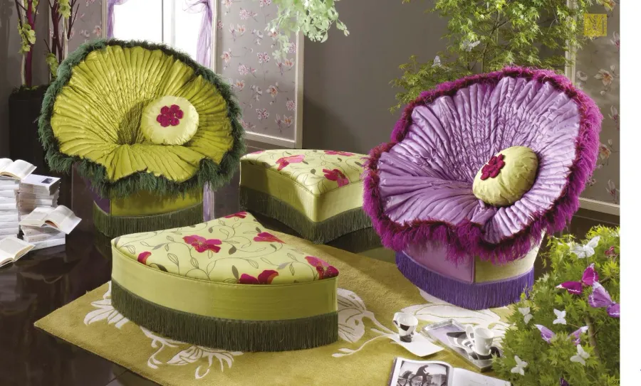 obrazek 1 Osobliwe meble do stylowych wnętrz - fotele i pufa Butterfly
