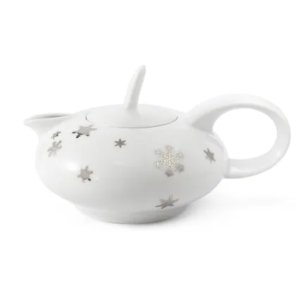 Zdjęcie Piękny porcelanowy czajniczek zdobiony gwiazdkami z kolekcji Winter dream - Leander