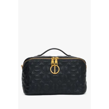 Zdjęcie Estro: Czarna kosmetyczka damska ze złotymi detalami i tłocznym logo marki