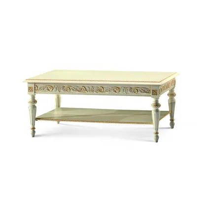 Zdjęcie Piękny stylowy stolik kawowy o jasnym wykończeniu