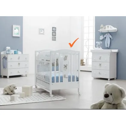 Zdjęcie Włoskie niemowlęce łóżeczko z wyposażeniem - Italbaby