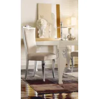 Picture Wooden chair with carved legs - Avenanti