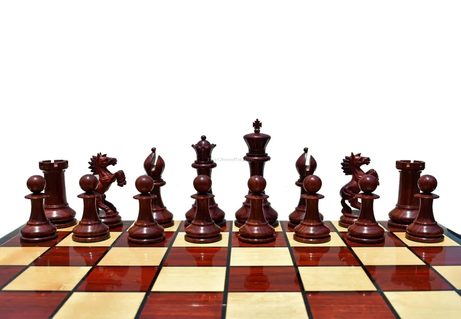 obrazek 7 Ekskluzywne pionki z bukszpanu i afrykańskiego padauka do szachów - The Chess Empire