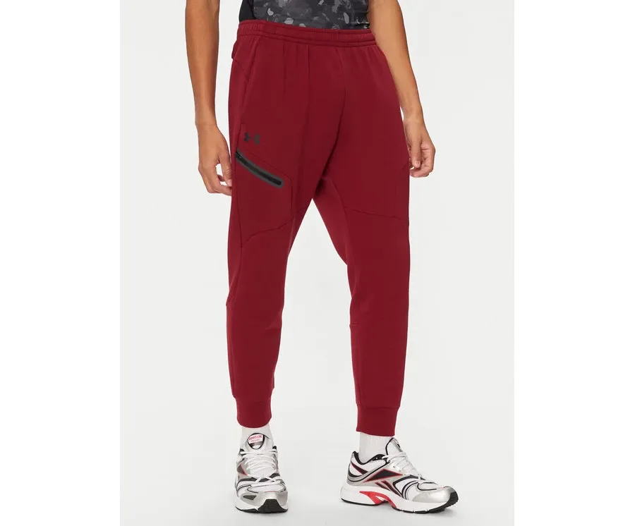 obrazek 1 Under Armour Spodnie dresowe UA Unstoppable 1389353 Czerwony Regular Fit