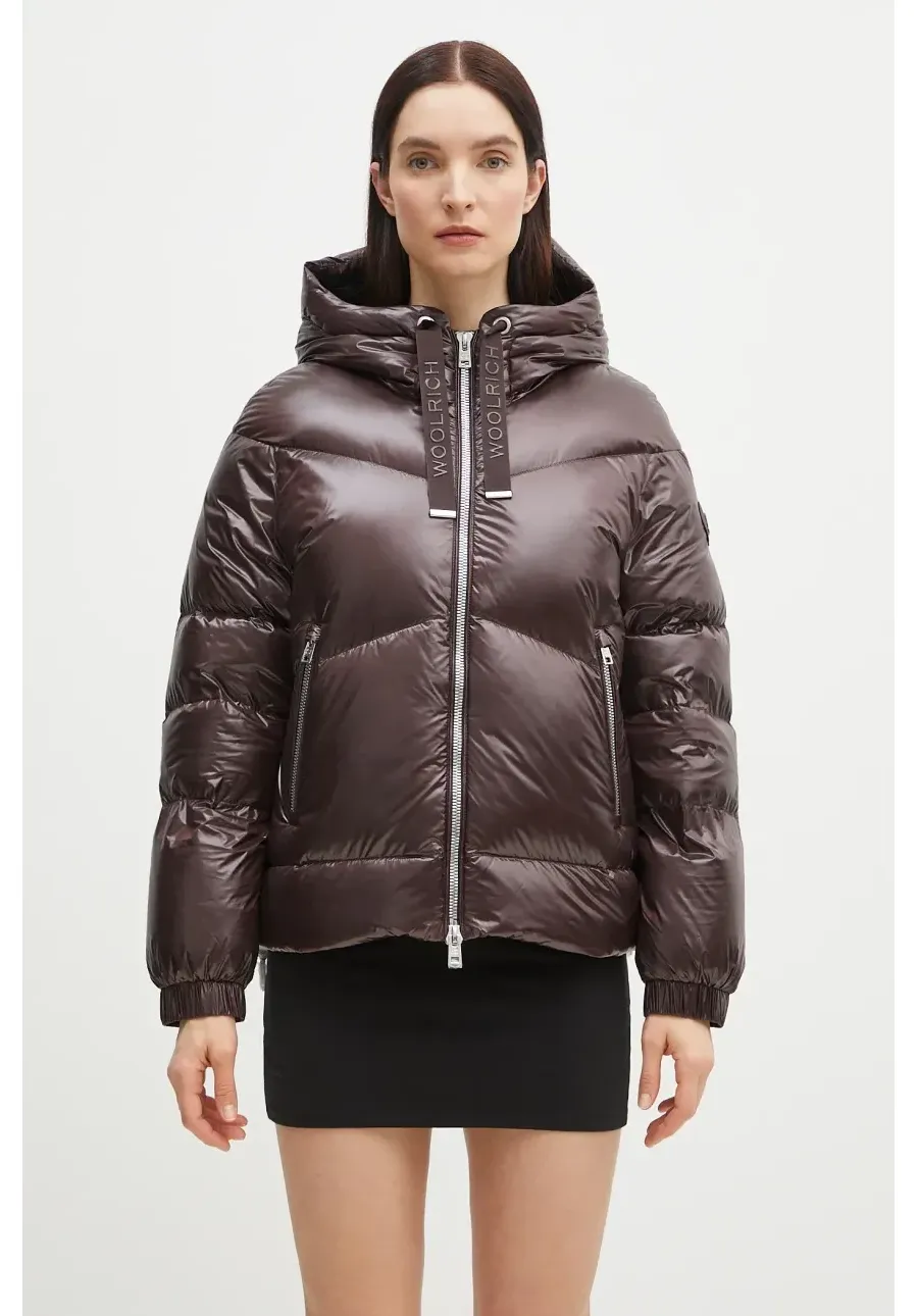 obrazek 1 Woolrich kurtka puchowa Aliquippa Short Puffer Jacket kolor brązowy zimowa CFWWOU0927FRUT3085