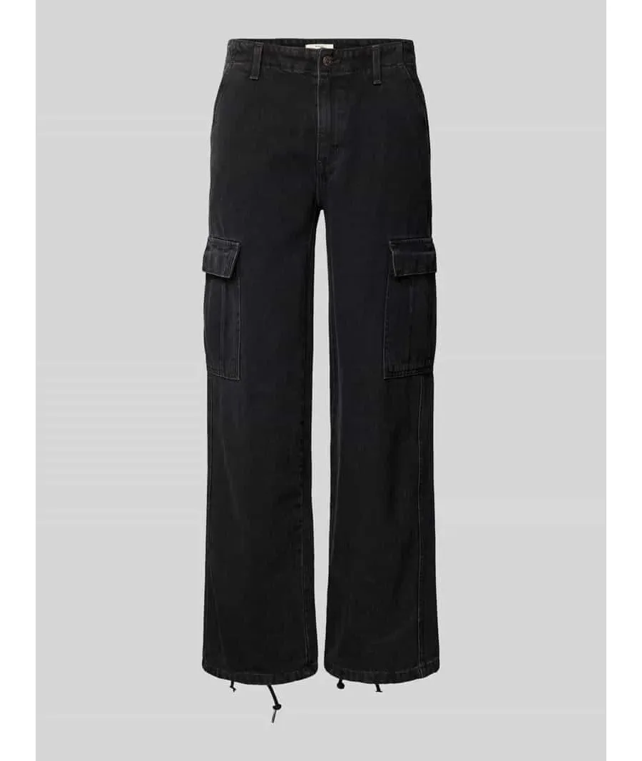 obrazek 1 Jeansy cargo o kroju baggy fit ze szlufkami na pasek model ‘94’