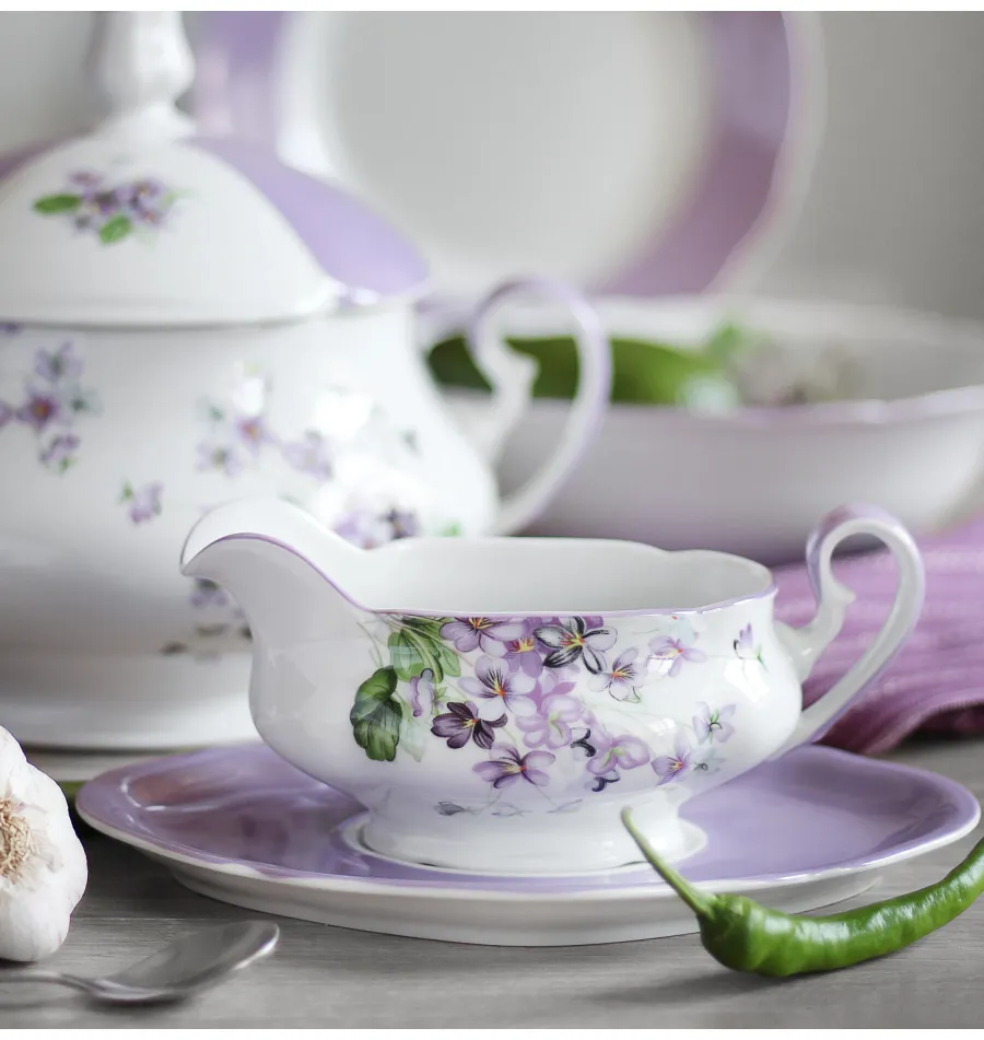 obrazek 3 Ekskluzywna 25-częściowa zastawa obiadowa z porcelany zdobiona kwiatami fiołków – Leander