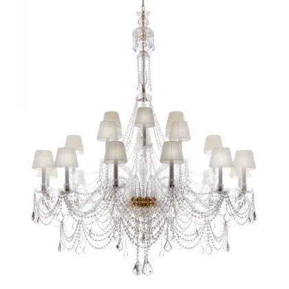 Zdjęcie Piękny żyrandol z 24 światłami z przezroczystego szkła z dekoracjami z kryształu i wisiorkami z kryształu Asfour - Il Paralume Marina