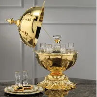 Picture A fantastic bar with a carafe and 6 glasses for luxurious interiors