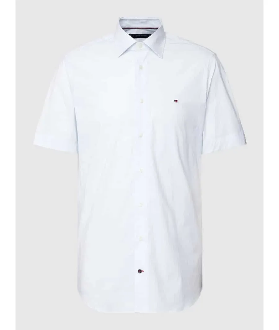 obrazek 1 Koszula biznesowa o kroju regular fit z kołnierzykiem typu kent