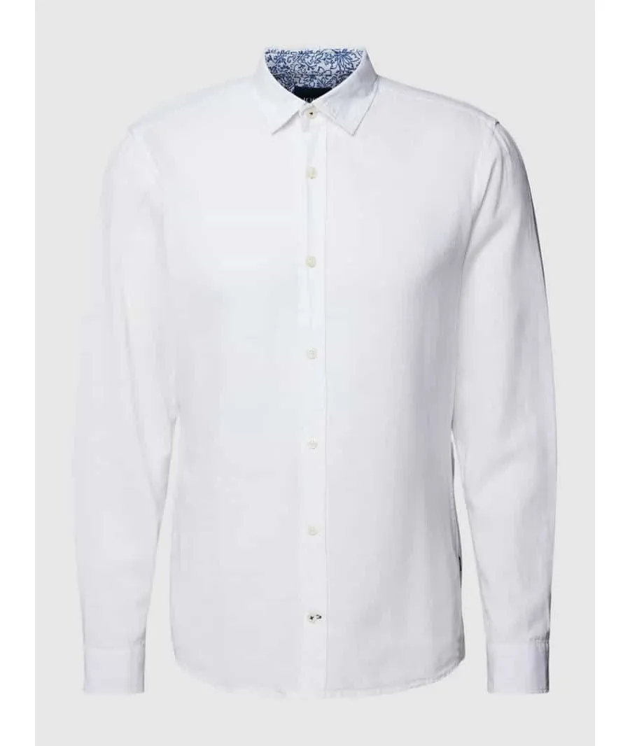 obrazek 1 Koszula casualowa o kroju slim fit z kołnierzykiem typu kent model ‘Hanson’